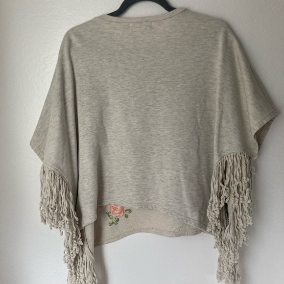 Anthropologie TP Floral Embroidered Fringe Poncho Top One Size - Picture 2 of 6